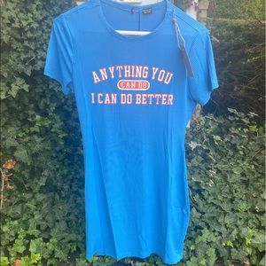 Cute T-shirt blue dress crew neck size M